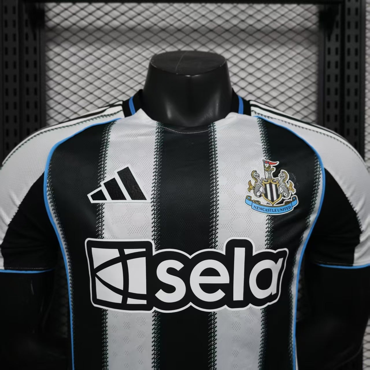 Newcastle United Home Jersey 25-26