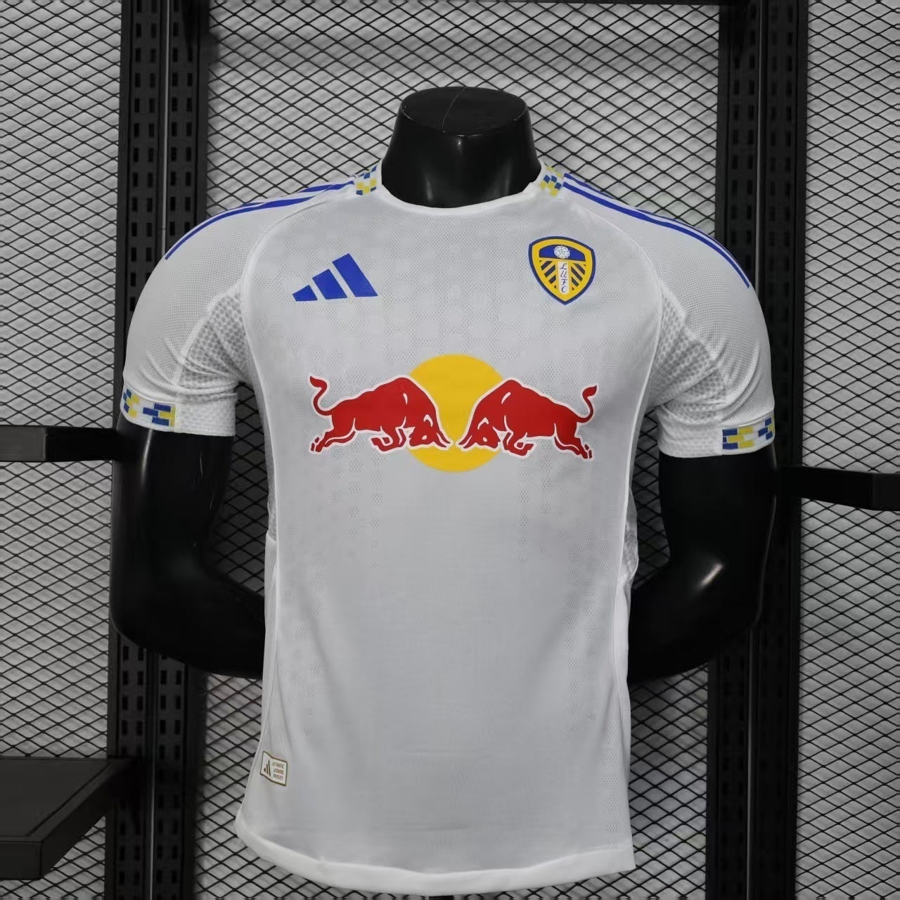 Leeds 25-26 Home Jersey