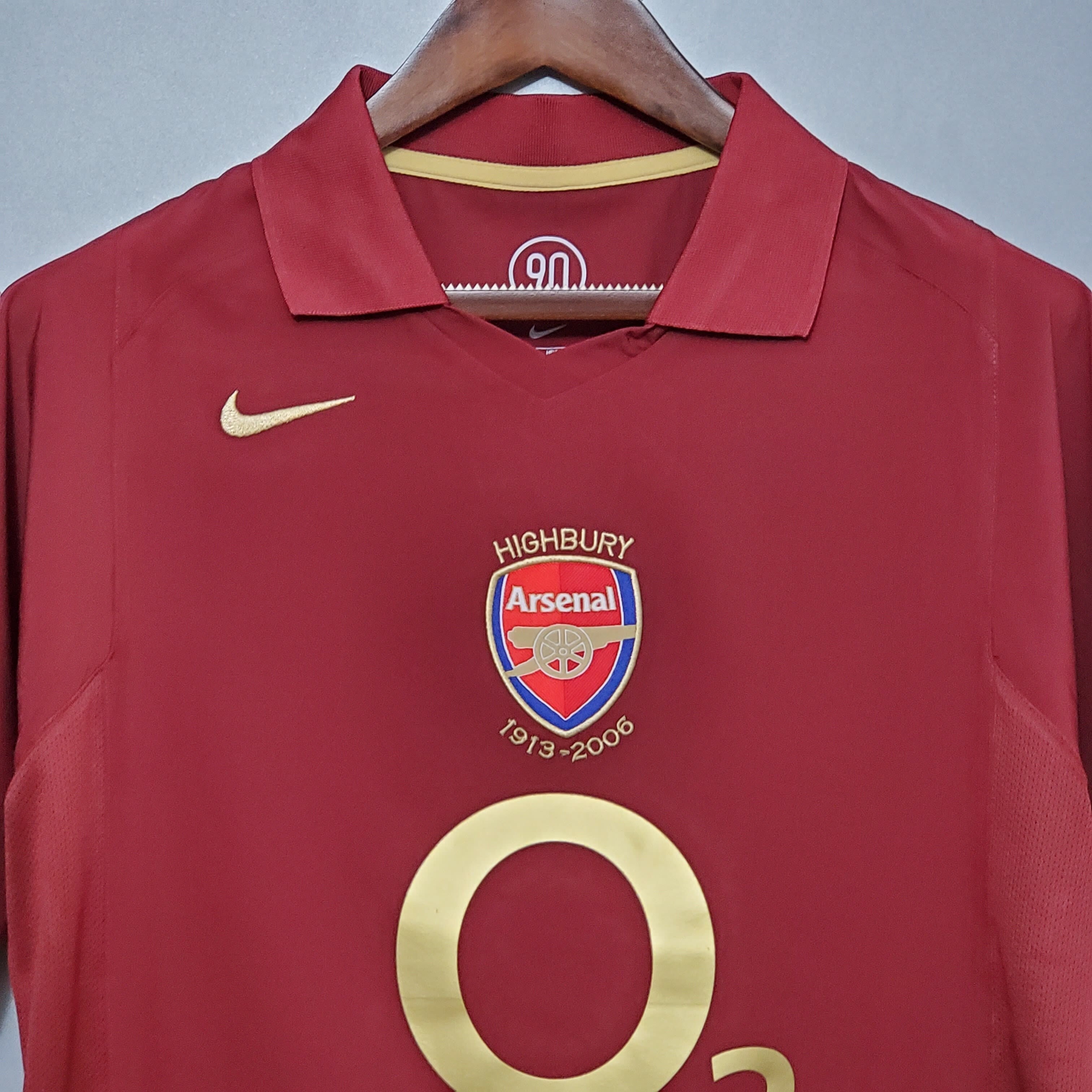 Arsenal Home Retro Jersey 05-06