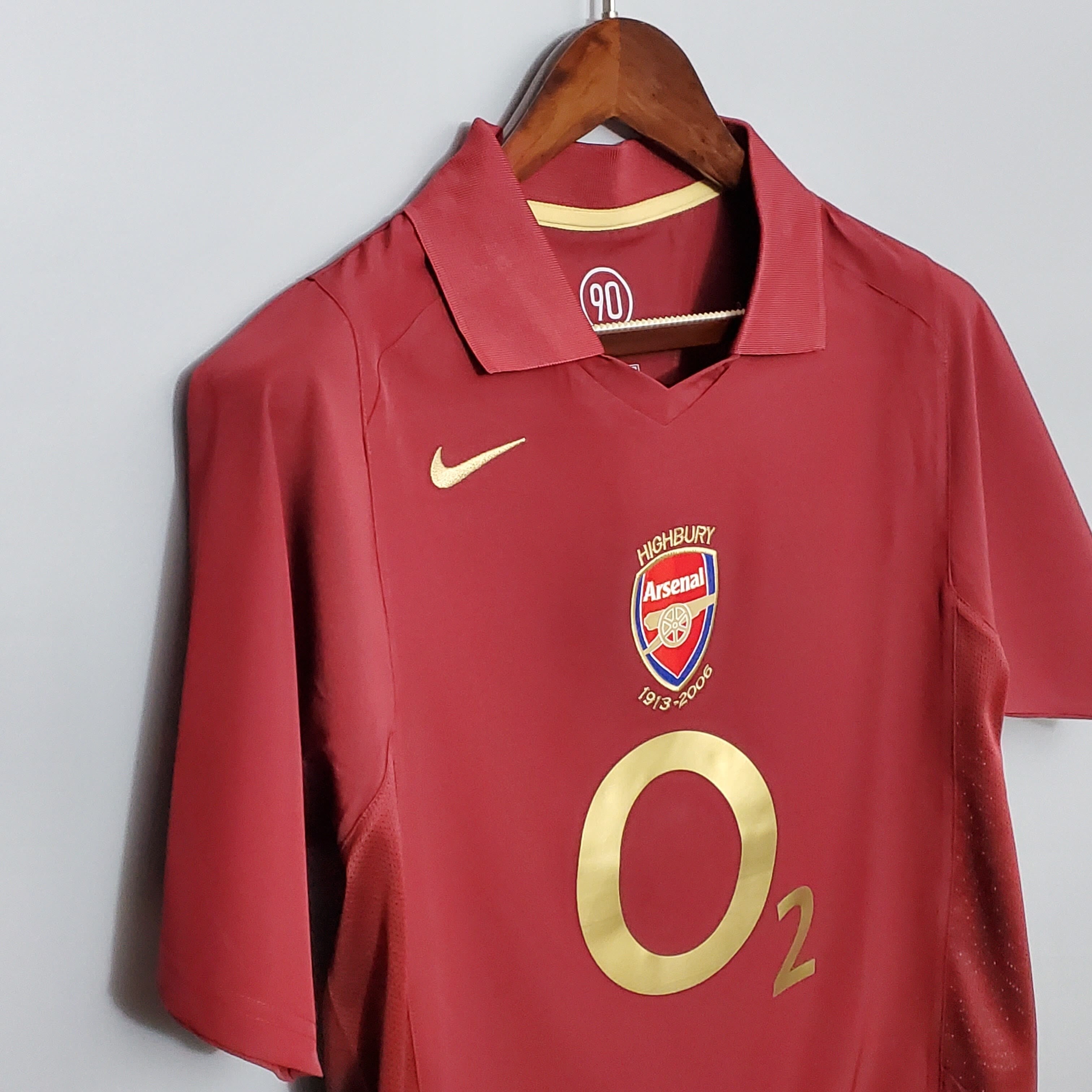 Arsenal Home Retro Jersey 05-06